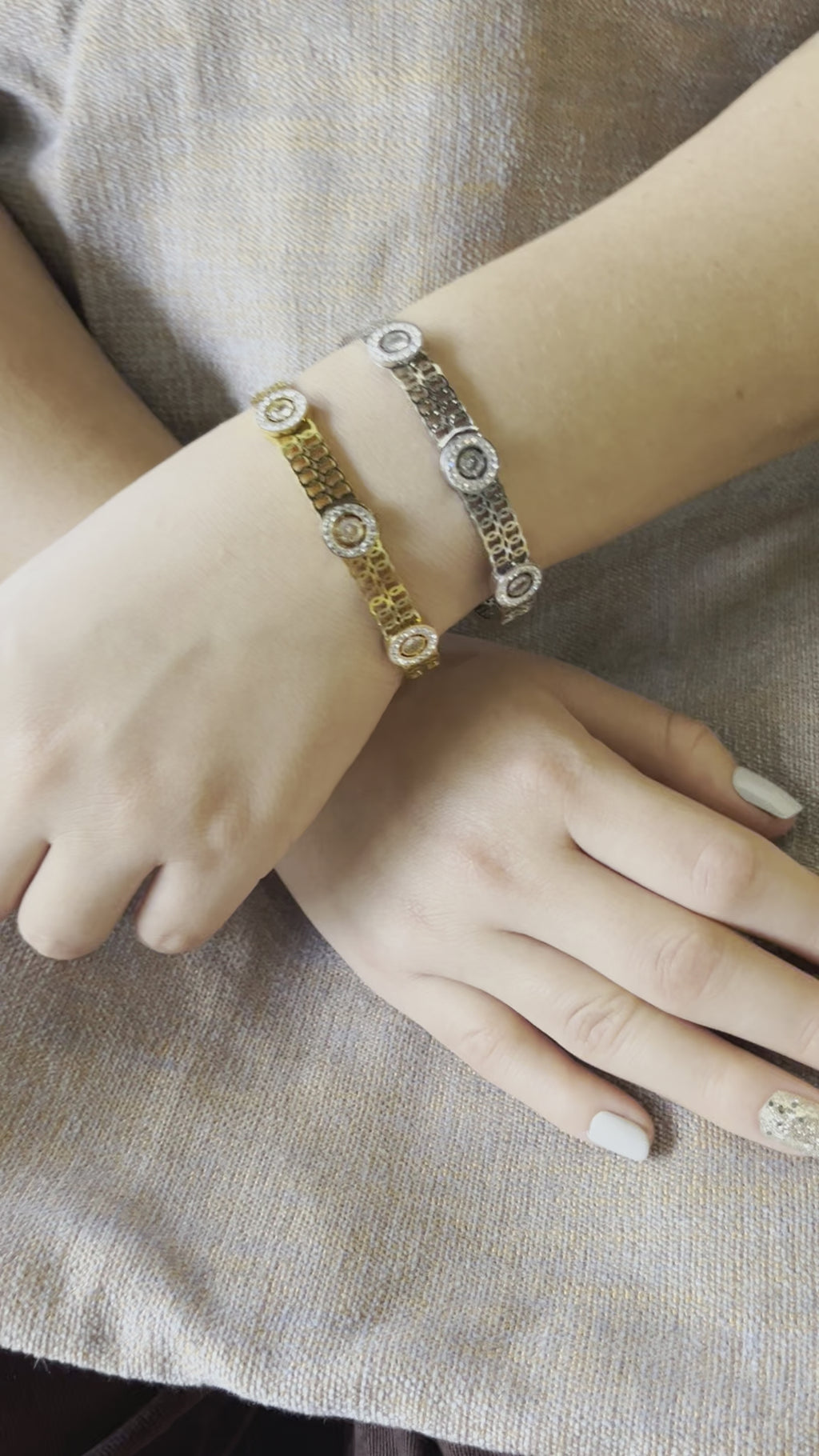 Stainless Steel Cuff Bracelet with Round Ornaments - SCBR4N09