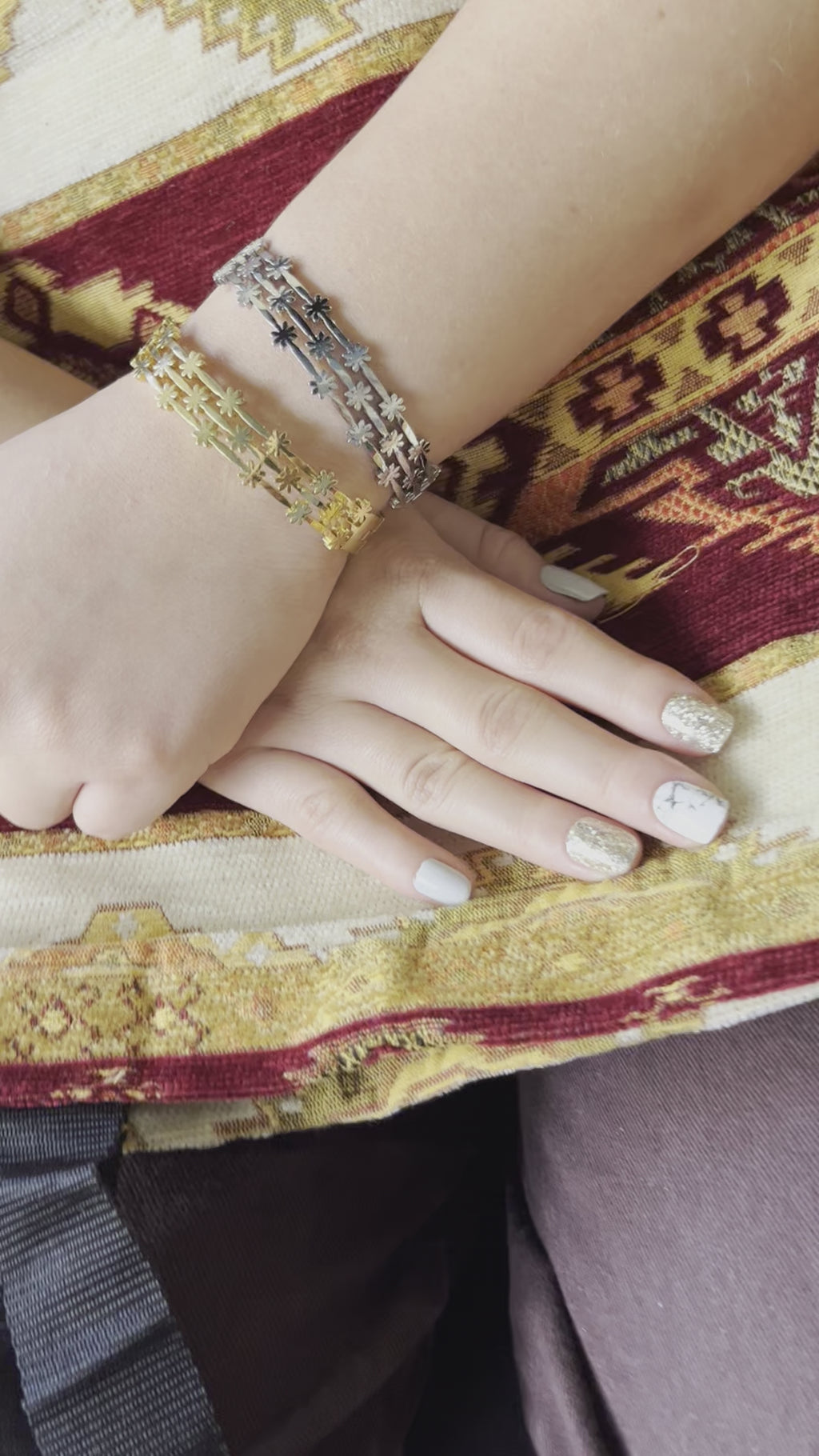 Stainless Steel Flower Bracelet - SCBR7N01