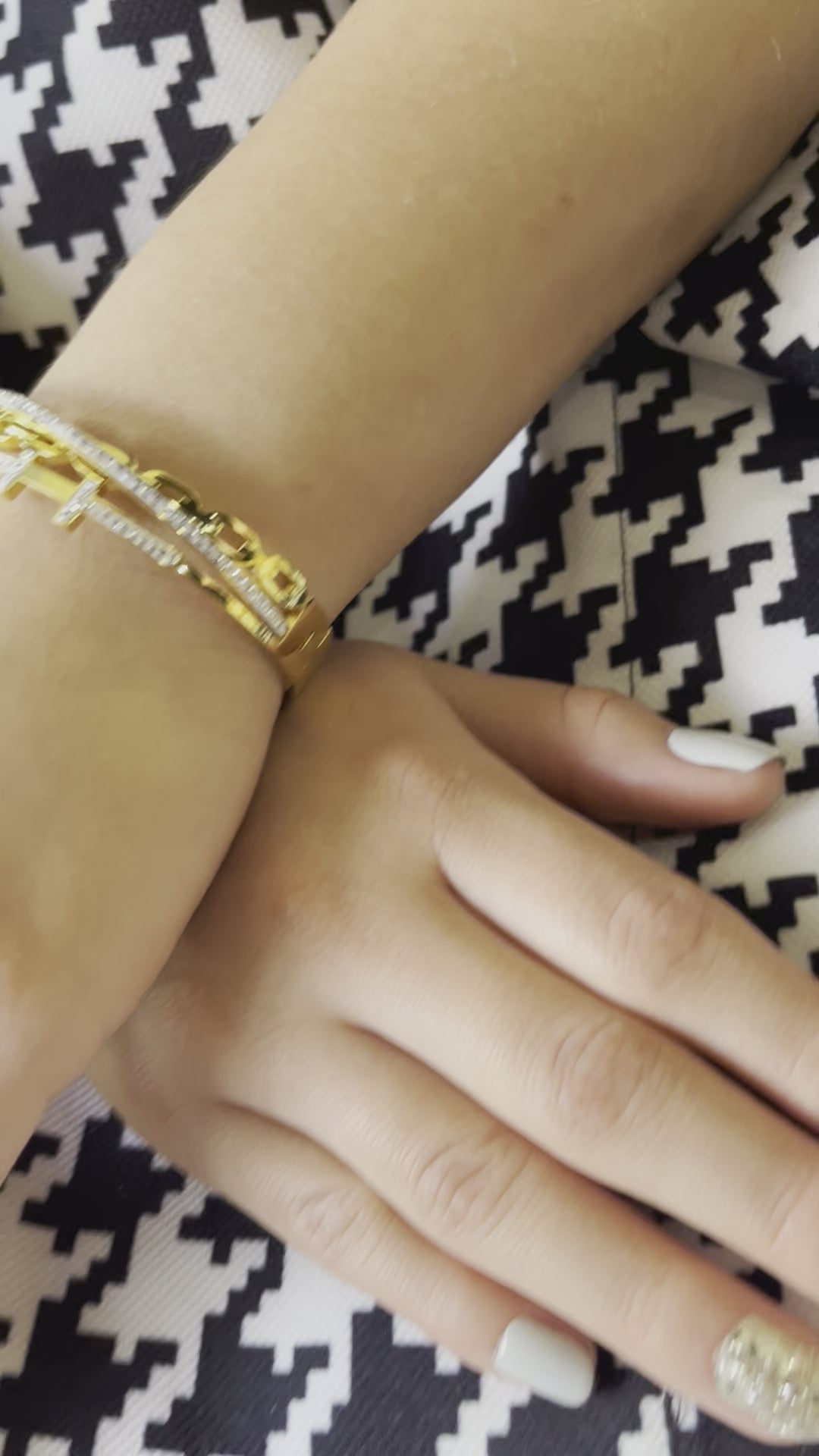 Stainless Steel Paved Zircon Bracelet - SCBR8N01