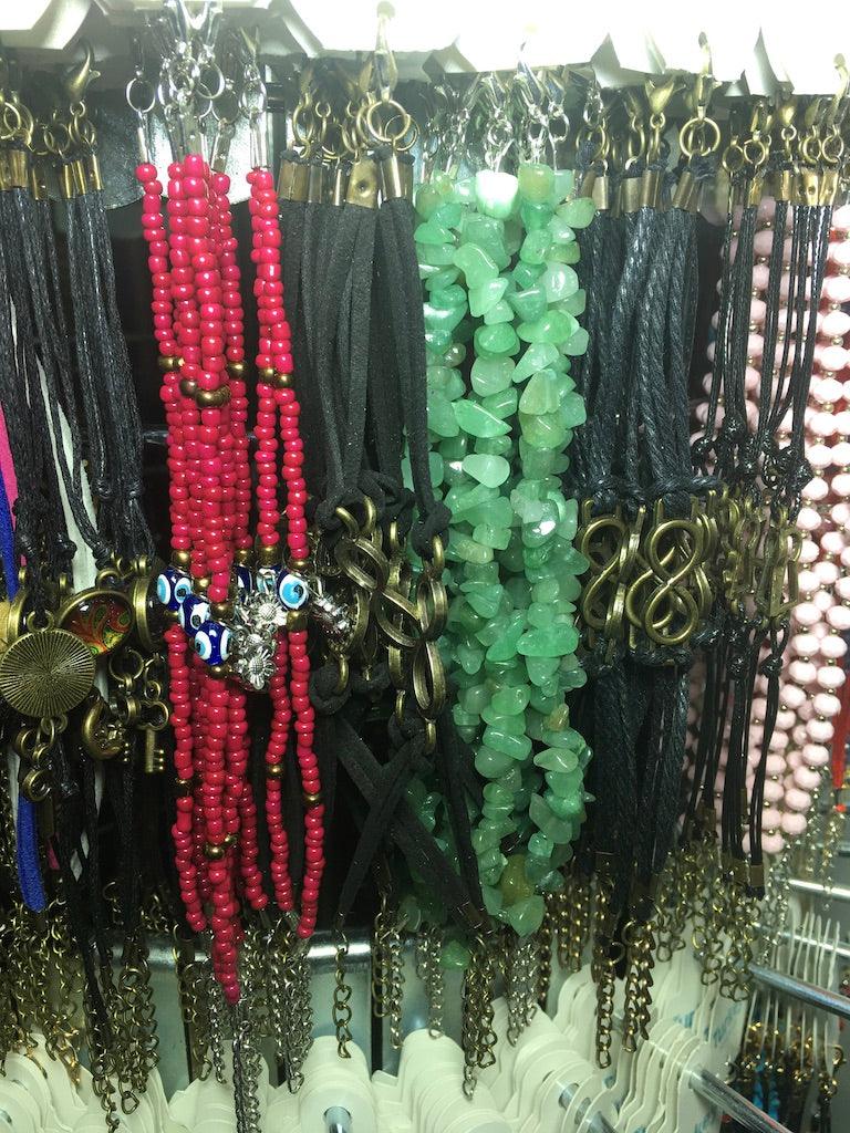 Crystal Bead Bracelet Set with Rotating Jewelry Display Stand - BUJIX