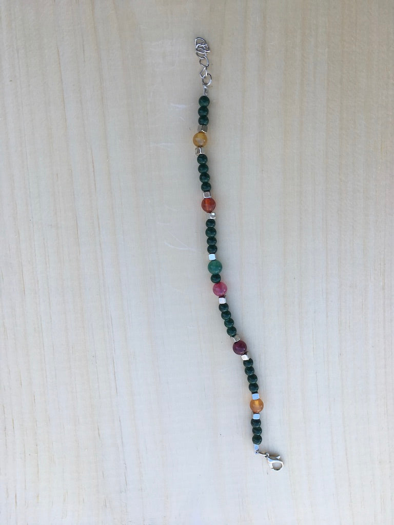 Crystal Bead Bracelet Set with Rotating Jewelry Display Stand