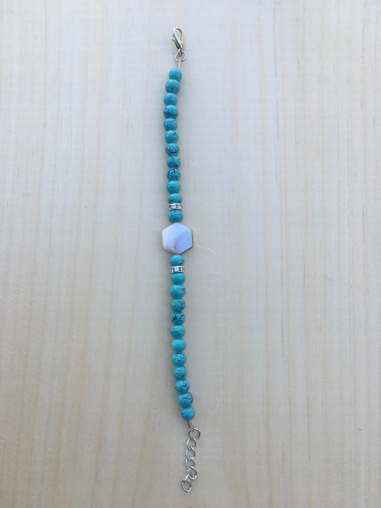 Crystal Bead Bracelet Set with Rotating Jewelry Display Stand